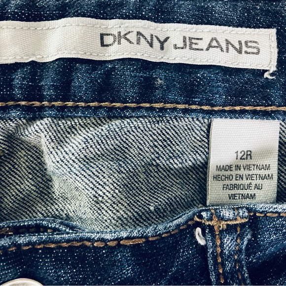 DKNY Straight Jeans - Picture 2 of 4
